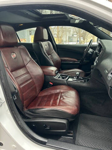 2014 Dodge Charger SXT
