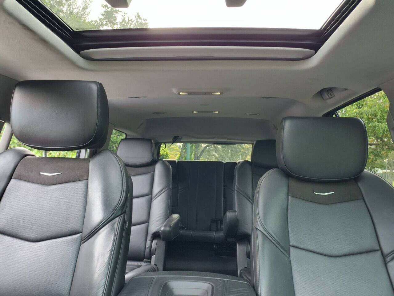2018 CADILLAC Escalade SUV / Crossover - $34,995