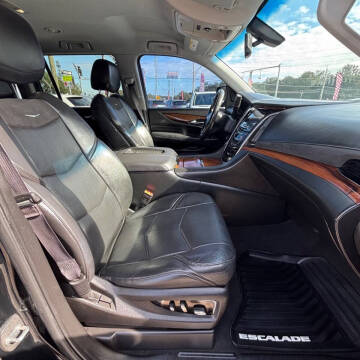 2016 Cadillac Escalade ESV Standard