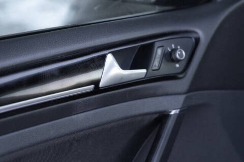 2017 Volkswagen Golf GTI S