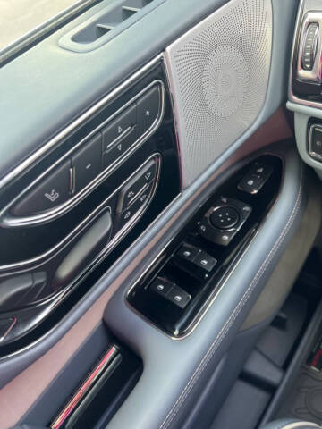 2021 Lincoln Navigator L Black Label