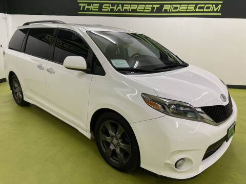 2017 Toyota Sienna SE Premium 8-Passenger