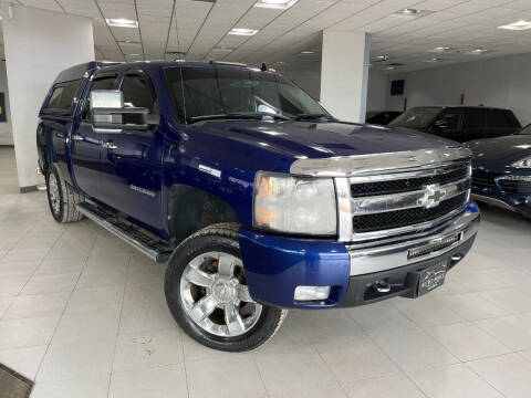 2010 Chevrolet Silverado 1500 for sale at Auto Mall of Springfield in Springfield IL
