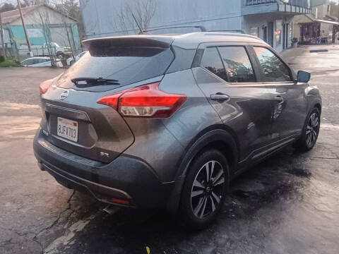 2018 Nissan Kicks SR