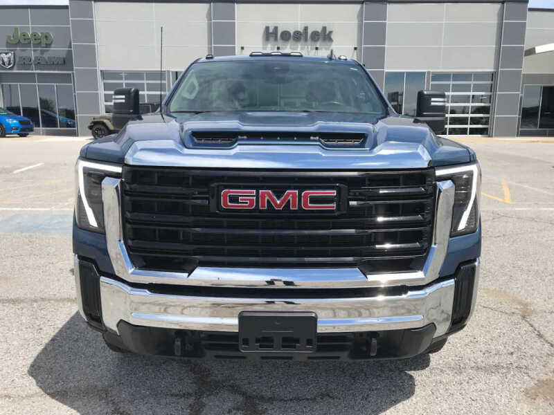 2024 GMC Sierra 2500HD Pro
