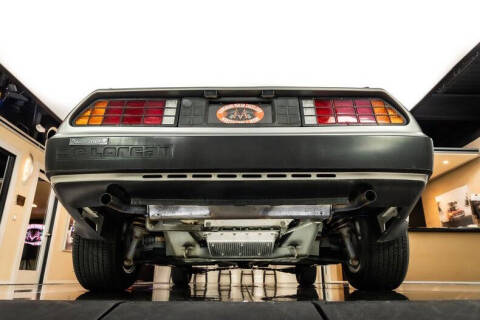 1981 DeLorean DMC-12