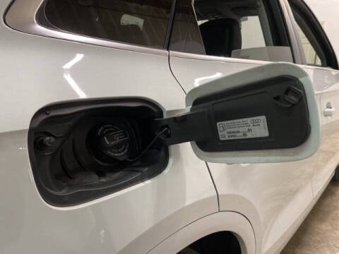 2023 Audi Q5 quattro Premium Plus 40 TFSI