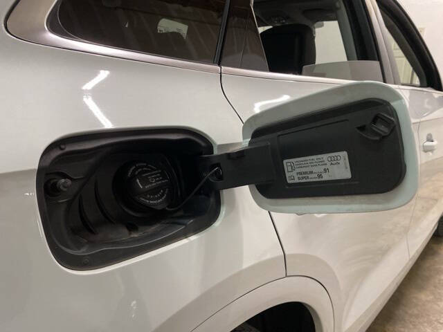 2023 Audi Q5 quattro Premium Plus 40 TFSI