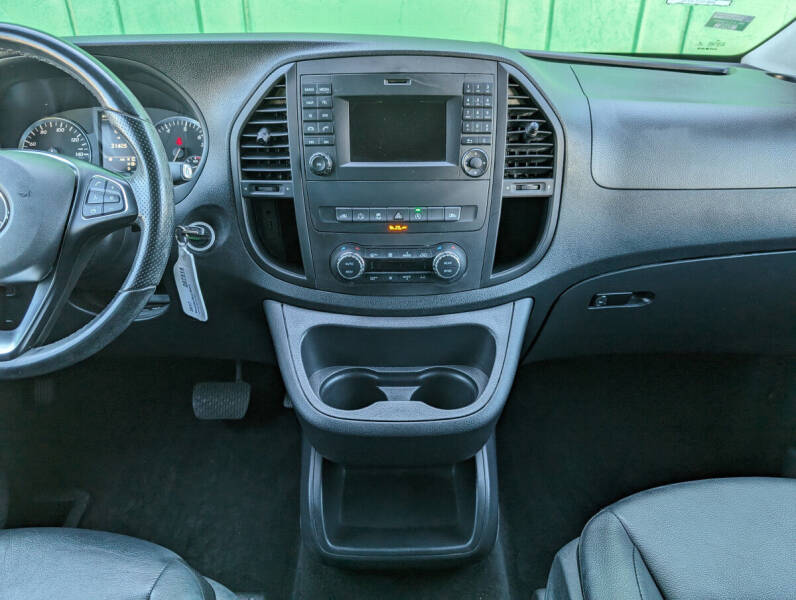 2017 Mercedes-Benz Metris