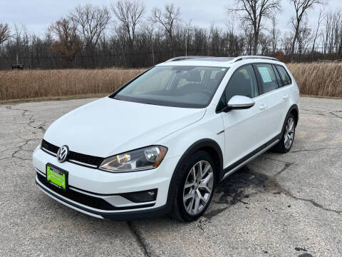 2017 Volkswagen Golf Alltrack for sale at Continental Motors LLC in Hartford WI