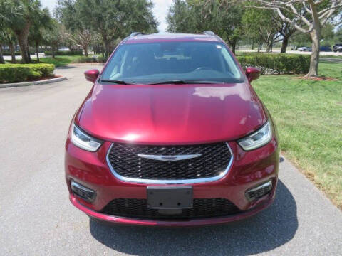 2021 Chrysler Pacifica Touring L