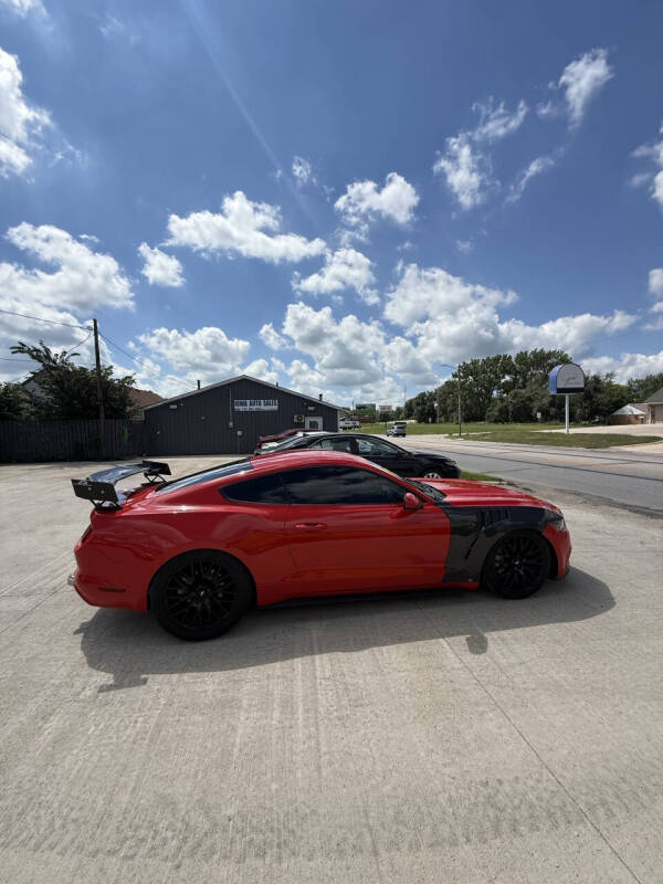 2016 Ford Mustang V6