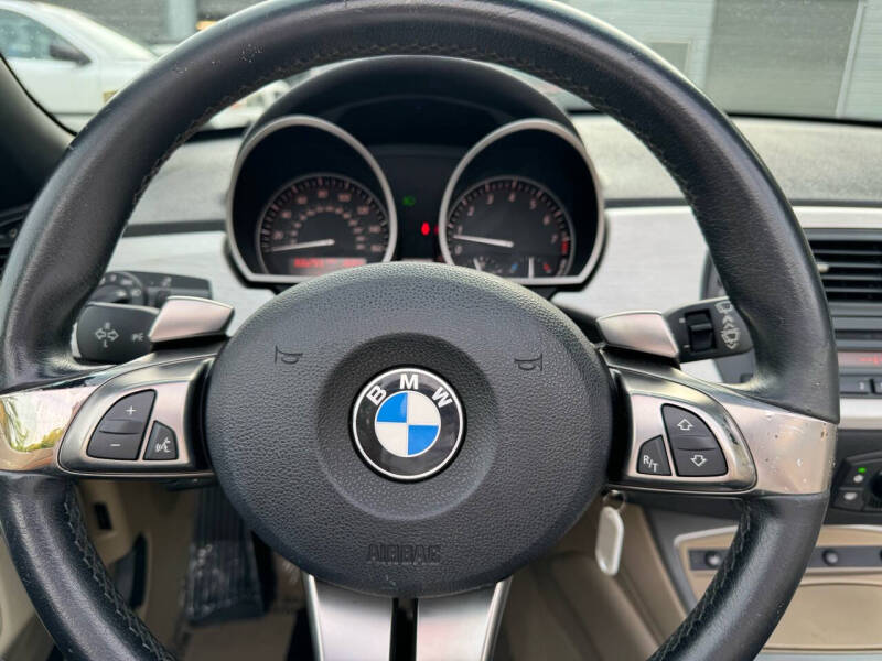 2006 BMW Z4 3.0i