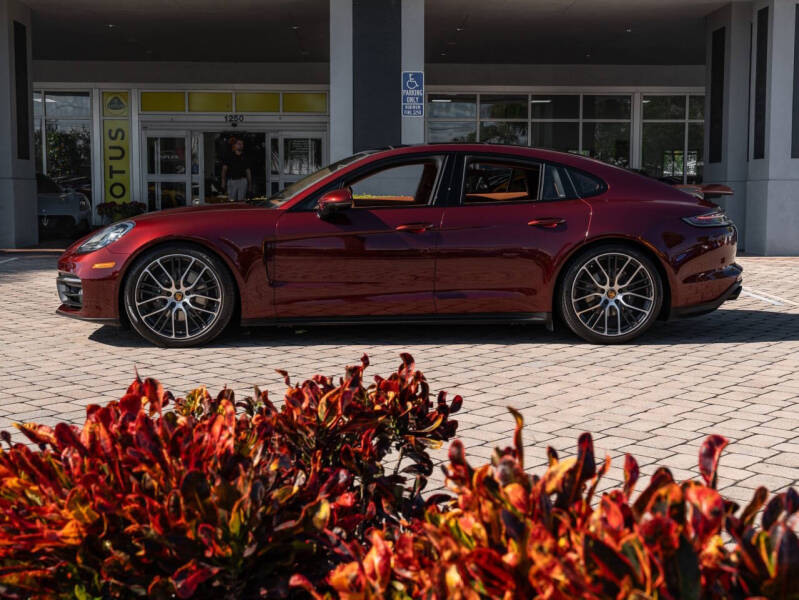 2023 Porsche Panamera