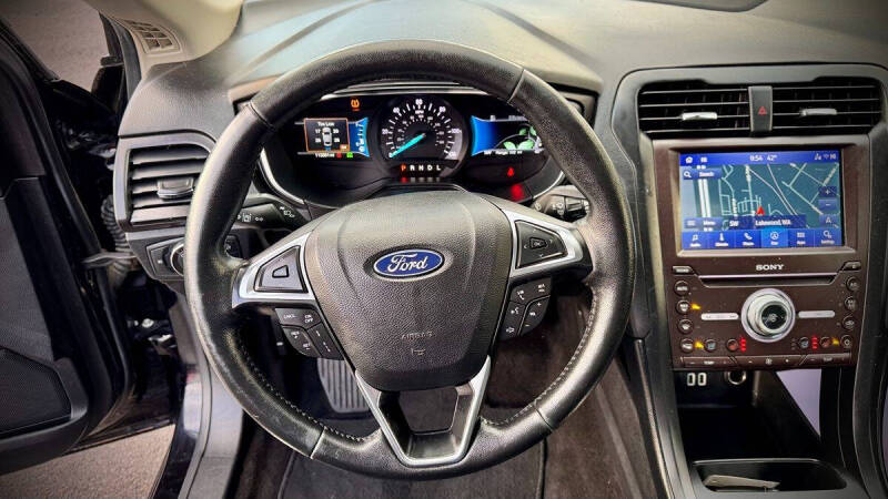 2019 Ford Fusion Hybrid Titanium