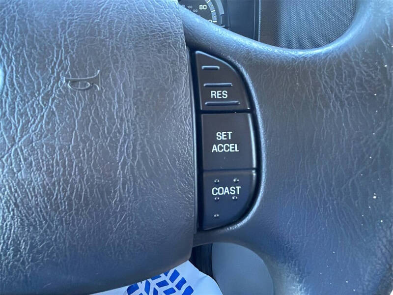 2011 Ford E-Series E-450 SD