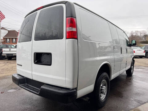 2019 Chevrolet Express 2500