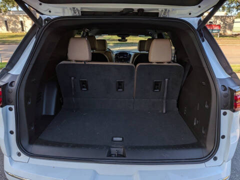 2023 Chevrolet Traverse Premier