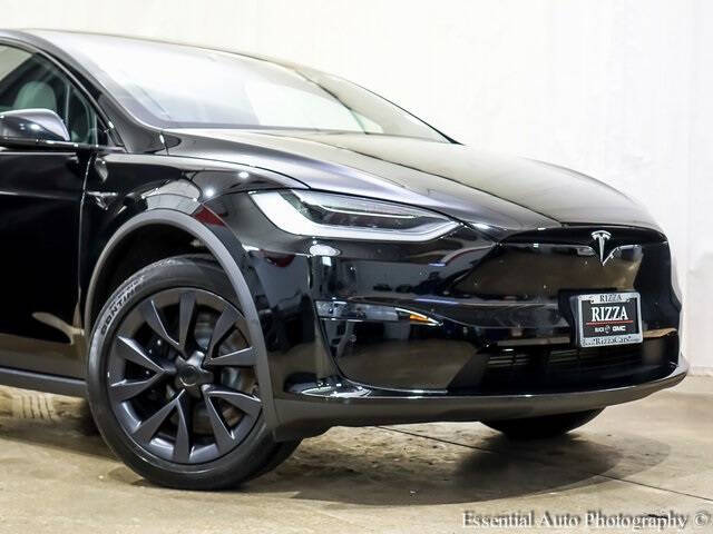 Used 2022 Tesla Model X Long Range with VIN 7SAXCDE51NF336902 for sale in Tinley Park, IL