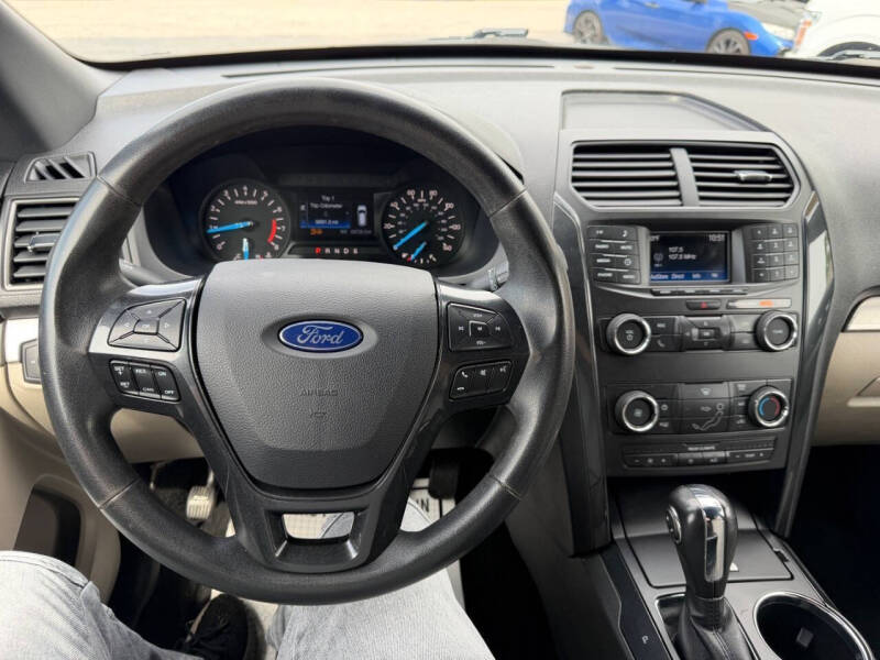 2019 Ford Explorer