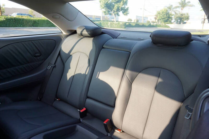 2005 Mercedes-Benz CLK CLK 320