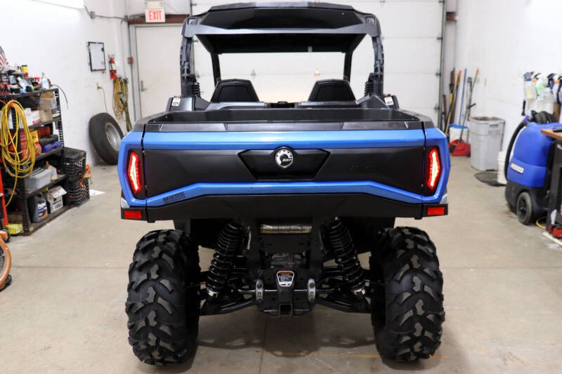 2023 Can-Am Commander XT 700