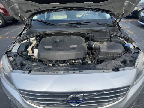 2017 Volvo V60 T5 Premier