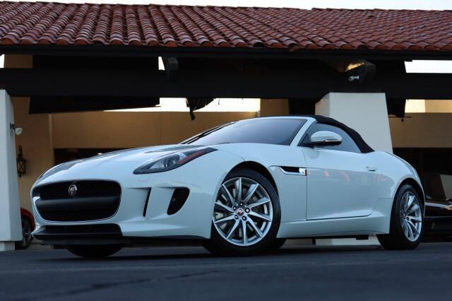 2017-jaguar-f-type.jpg