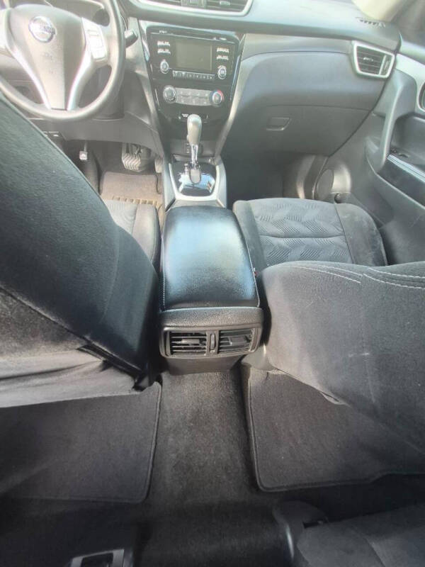 2016 Nissan Rogue S