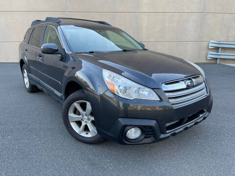 2013 Subaru Outback for sale at Ultimate Motors in Port Monmouth NJ