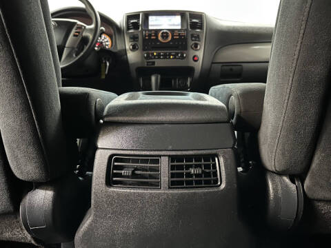 2015 Nissan Armada SV