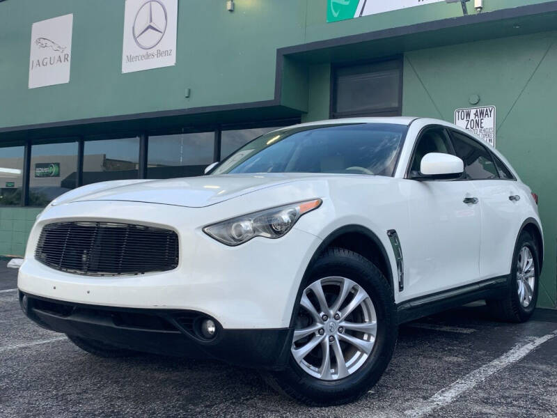 2011 Infiniti FX35