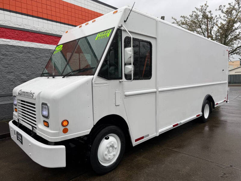 2006 Freightliner MT45 Chassis