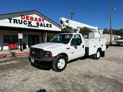 2006 Ford F-350 Super Duty for sale at DEBARY TRUCK SALES in Sanford FL