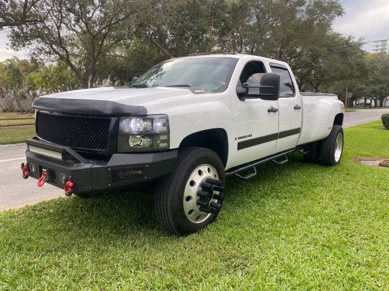 2007 Chevrolet Silverado 3500 LTZ photo 41