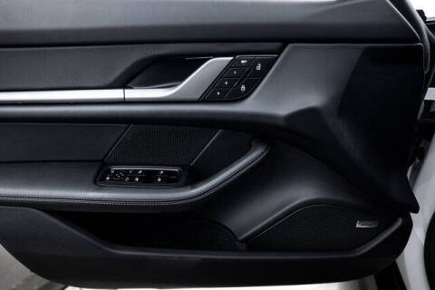 2025 Porsche Taycan 4S