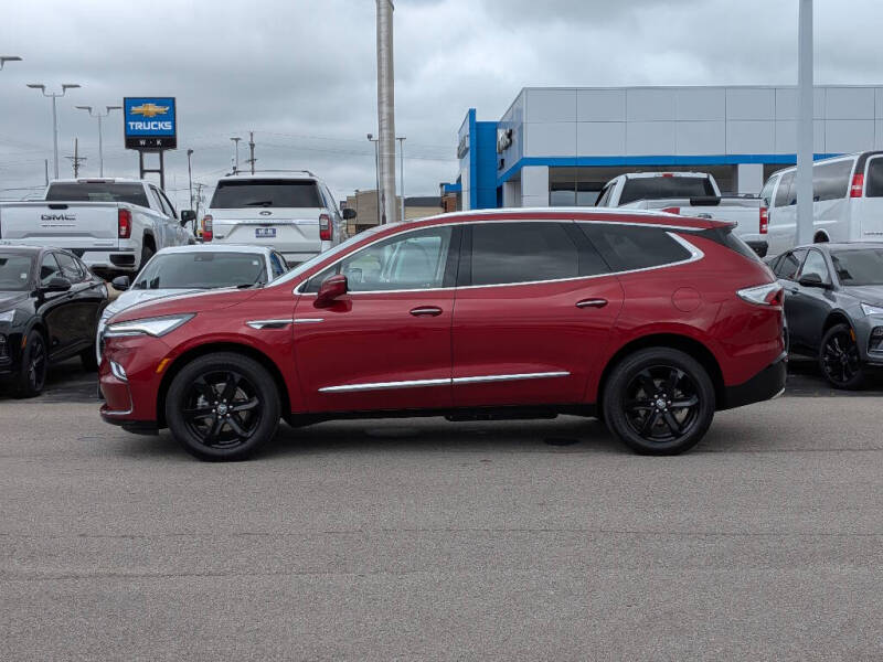 2023 Buick Enclave Essence
