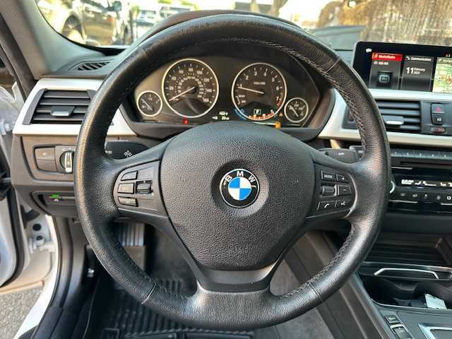 2018 BMW 3 Series 320i xDrive