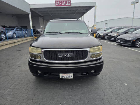 2003 GMC Yukon XL Denali