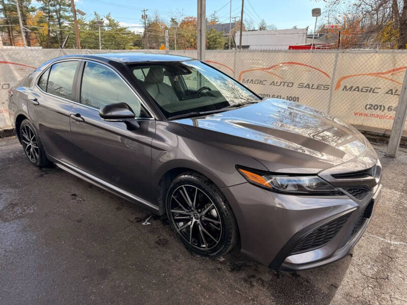 2023 Toyota Camry Hybrid
