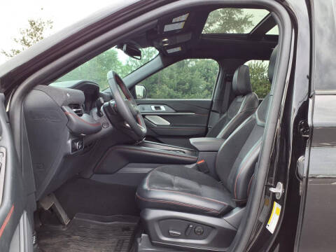 2025 Ford Explorer ST