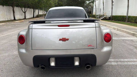 2005 Chevrolet SSR LS