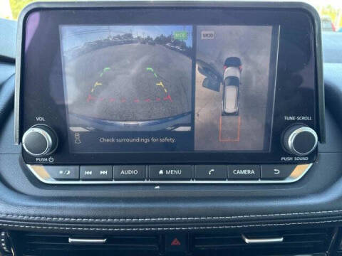 2022 Nissan Rogue SL