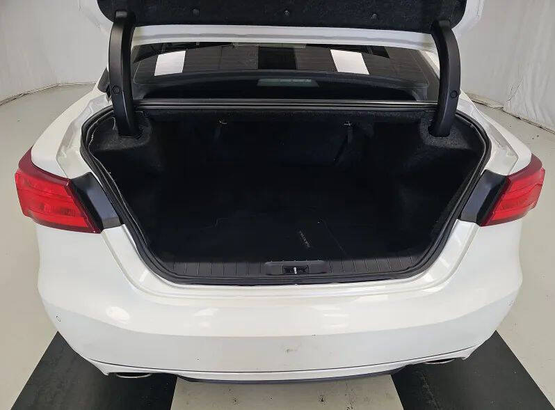 2016 Nissan Maxima