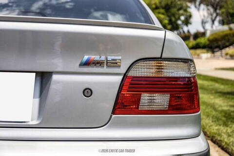 2002 BMW M5