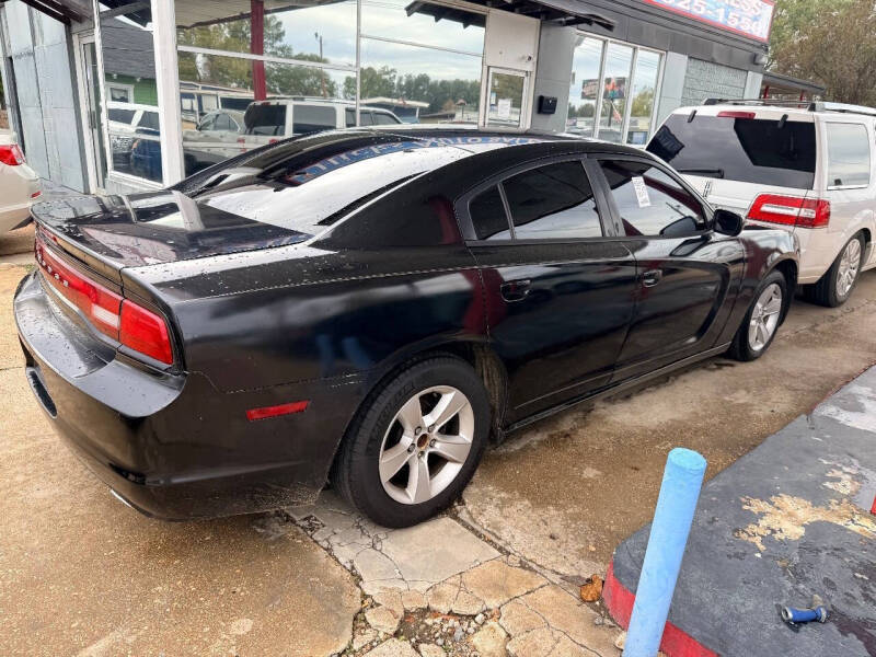 2011 Dodge Charger SE