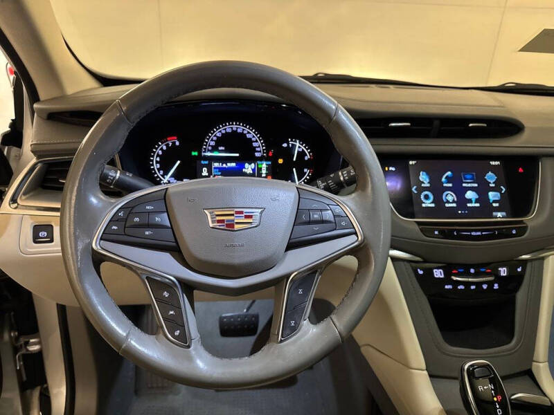 2019 Cadillac XT5 Luxury