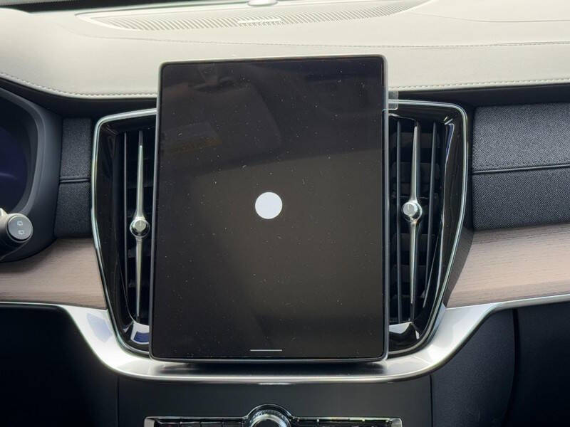 2026 Volvo XC90 B5 Plus 7P
