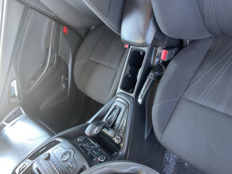 2017 Ford Focus SE