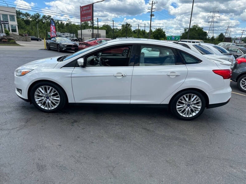 2017 Ford Focus Titanium